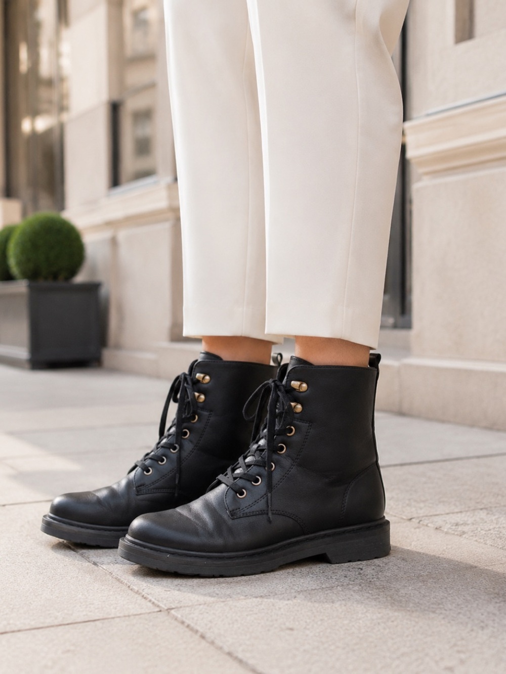 Sleek Black Lace-Up Ankle Boots❤️7.5